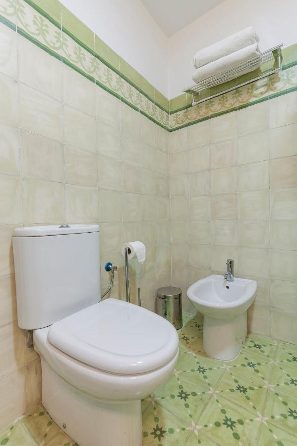 Bordador Apartment Севиля Екстериор снимка